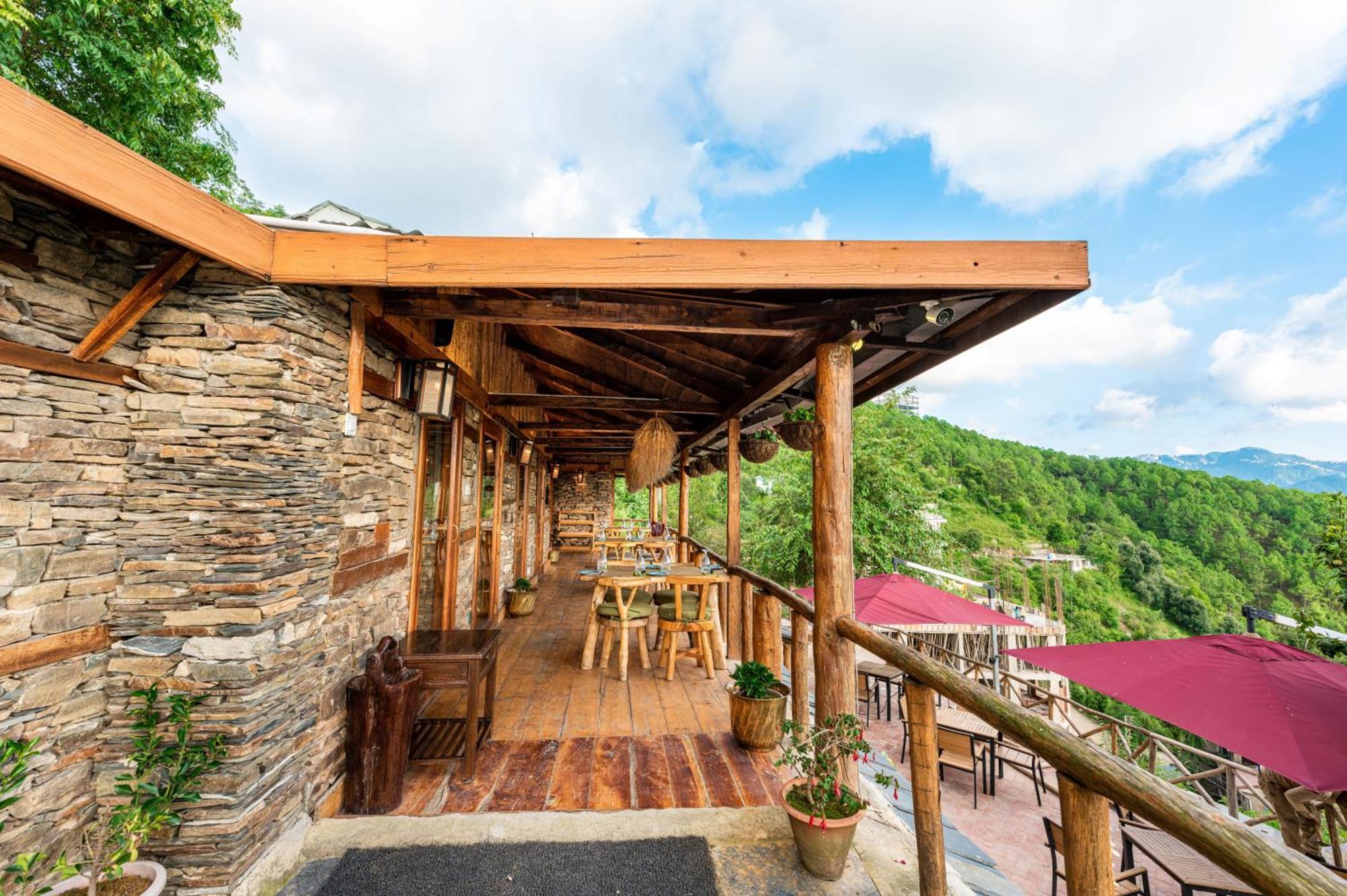 The Manor Luxury Apartments, Shimla Mashobra Extérieur photo