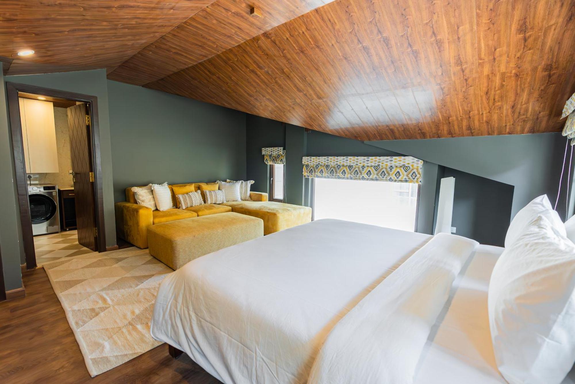 The Manor Luxury Apartments, Shimla Mashobra Extérieur photo